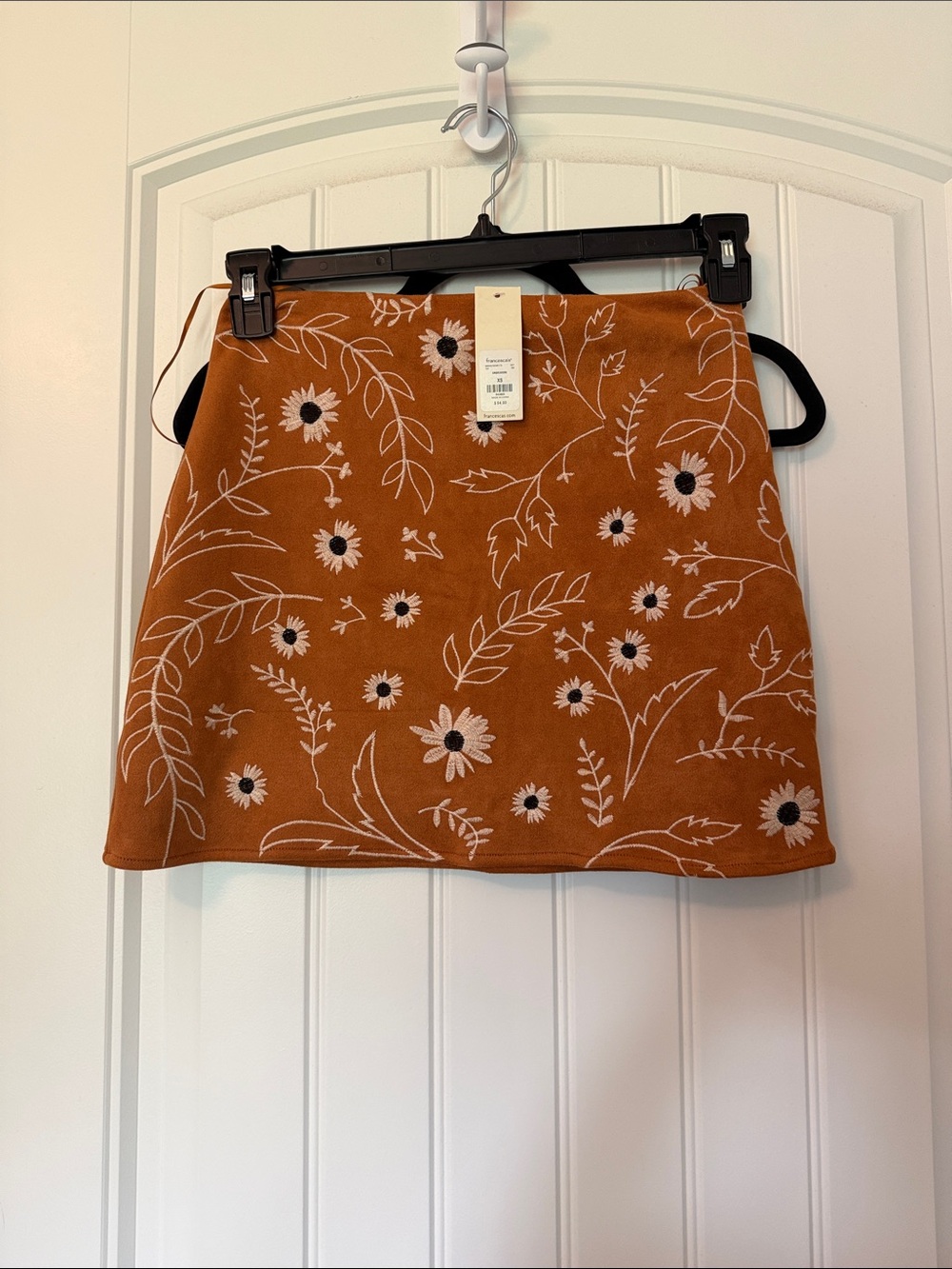 Francesca's Collections Rust Floral Mini Skirt